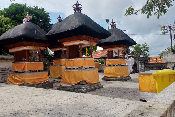 All Inclusive Kecak Dance and Uluwatu Temple Admission Ticket - Guides and photos: how the best visits avoid the worst hassle