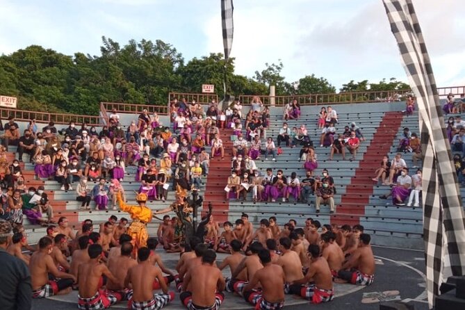 All Inclusive Kecak Dance and Uluwatu Temple Admission Ticket - Uluwatu Temple grounds: the cliff walk before the show