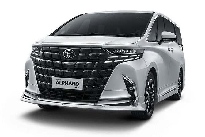 Alphard Luxury Airport Transfer Bali - Inside the Alphard: AC comfort, bottled water, and what it means