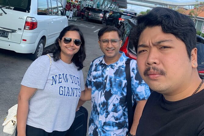 Bali Airport Transfer : Private Transfer - Car capacity and luggage: why four plus four matters