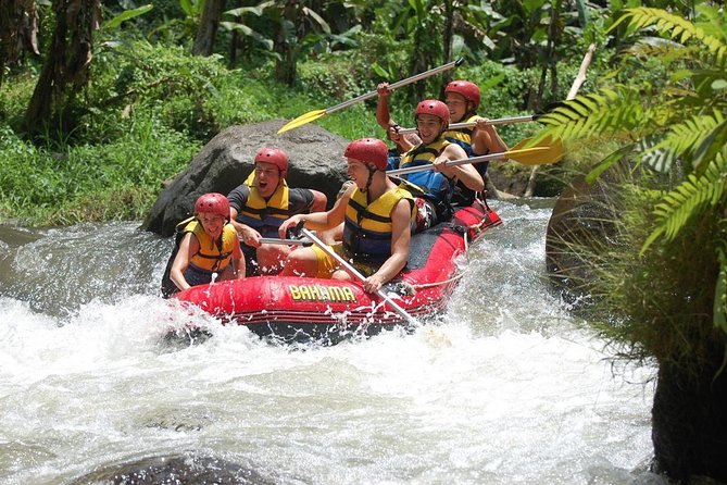 Bali: Ayung River White Water Rafting Adventure - Entering the wantilan lobby, safety briefing, and comfort basics
