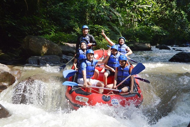 Bali: Ayung River White Water Rafting Adventure - Lunch break with Ayung Valley views and Wi-Fi