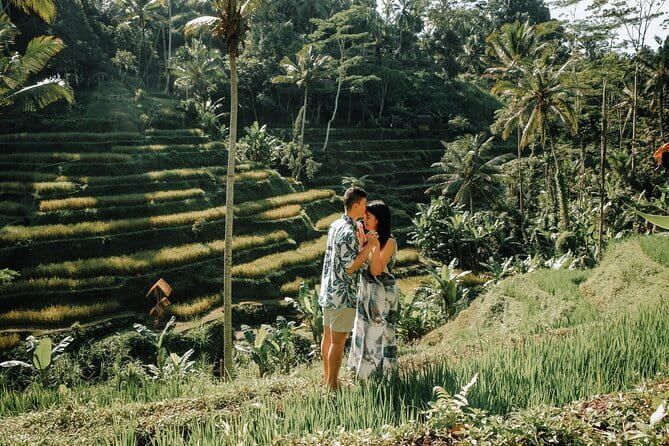 Bali: Bedugul Temple, Banyumala Waterfall, UNESCO Rice Terrace - Stop 2: Banyumala Twin Waterfalls and the Rain Factor