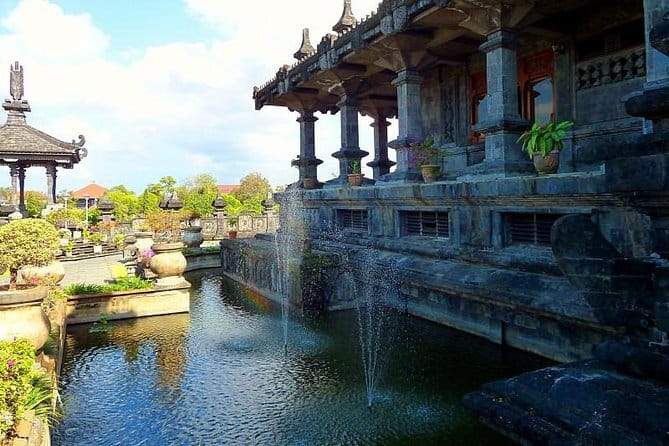 Bali Car-Charter: Half Day Denpasar City Tour - Hotel pickup and the private car charter reality
