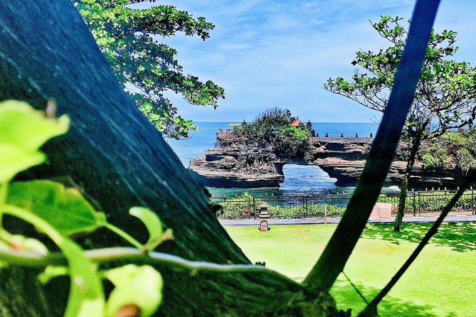 Bali Culture and Choose Your Bali Tour Route in Bali with Bali driver-Free WIFI - Uluwatu, Melasti Ungasan, and the Kecak and Fire Dance at 6pm
