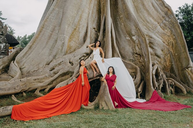 Bali Flying Dress VIP Ubud Photoshoot (Private with Professional Photographer) - The 700-year-old banyan tree: the “show stopper” moment