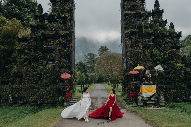 Bali Flying Dress VIP Ubud Photoshoot (Private with Professional Photographer) - The glam squad effect: photographer guidance and dress positioning