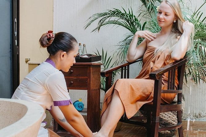 Bali Kuta Luxury Spa Massage Scrub Flowerbath 2 Hour treatment - Price and value at $26.94: a realistic deal for a full treatment