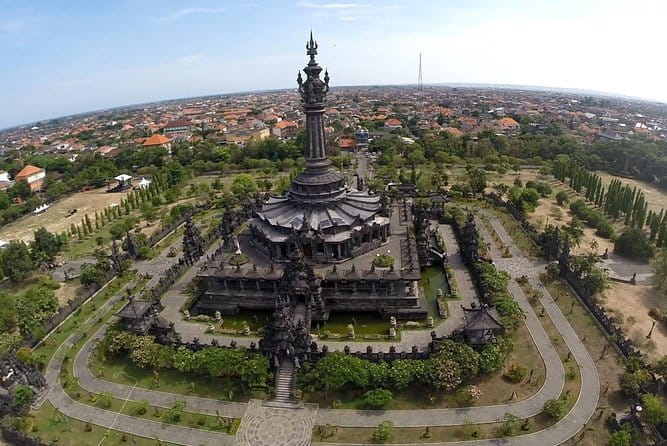Bali Lempuyang Temple with Blue Lagoon Snorkeling - Instructor and driver service, when the little things really help