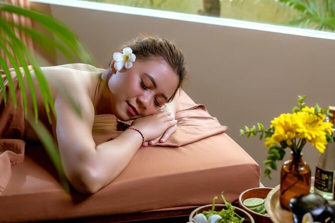 Bali Luxury Spa 2 Hour massage & Flower bath - The 60 minute Balinese massage with herbal aromatherapy