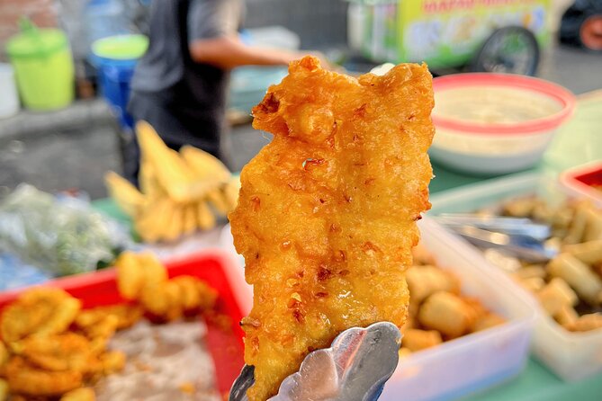 Bali Must-Try Food Tour (Denpasar) - Badung Market Fruit Picking Starts the Whole Story