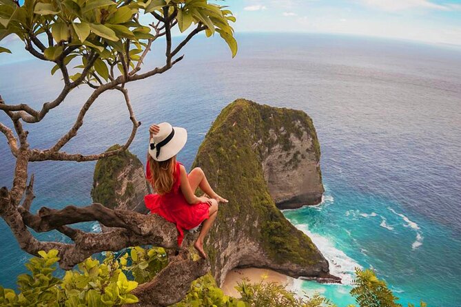 Bali-Nusa Penida. West Part. Private car. All-inclusive - Your private car and driver, comfort plus real help