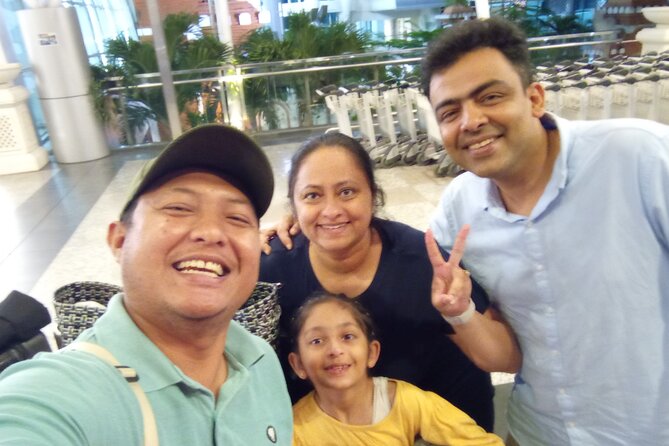 Bali Private Airport Pick up - Why a prebooked Bali private airport pickup beats taxi chaos