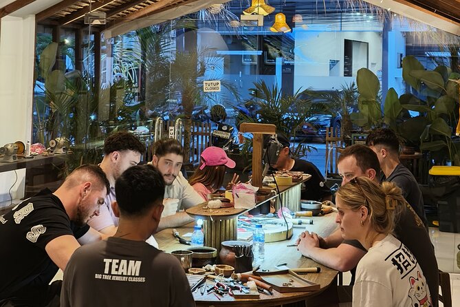 Bali Seminyak Silver Class Activity and Take Your Own Creation - From rough work to polishing: what the 2-hour session feels like