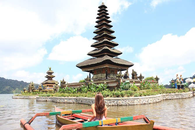 Bali Unesco World Heritage Sites Tour (Private & All-Inclusive) - Handara Iconic Gate: The Photo Magnet at Handara Golf & Resort