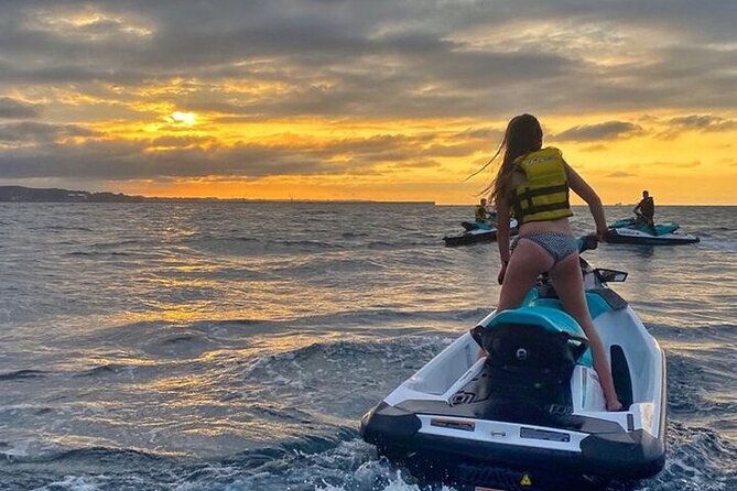 Bali : Watersport Jet Ski, Banana Boat, Parasailling and Flyboard - The Base at Tanjung Benoa, Lockers, Showers, and Minimal Hassle