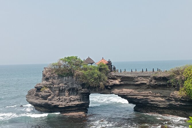 Best Of Ubud And Tanah Lot Temple Private Guide Tour - Stop 1: Tanah Lot Temple, the sea-temple photo moment