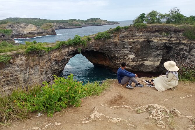 Best Seller West Nusa Penida Island Private Guided Tour - Kelingking Beach: the postcard viewpoint and where time goes