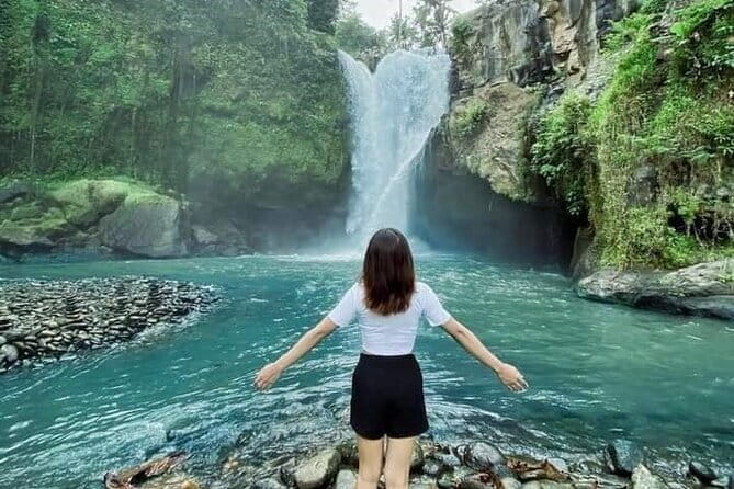 Blue Lagoon Snorkeling with Lunch and Waterfall in Ubud - Tegenungan Waterfall: hiking, a swim option, and photo-friendly time
