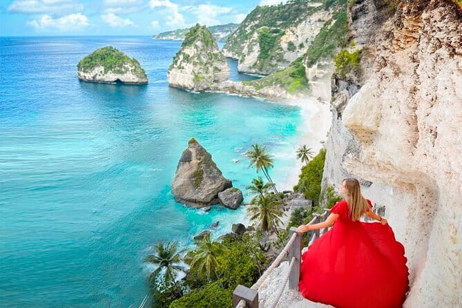 Discover the Enchanting Beauty of West Nusa Penida Private Tour - Pasih Uug Beach (Broken Beach): coastal drama with serious rock energy