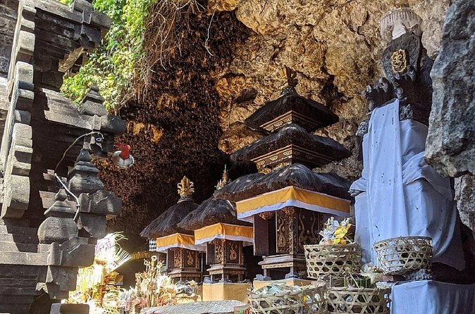 Full Day All Inclusive Besakih Holy Mother Temple Private Tour - The guide makes or breaks a temple day