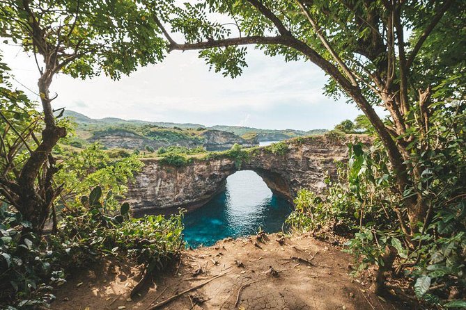 Full-Day Tour To Nusa Penida Bali - East Side Finish: Pantai Diamond Beach And The “Gem” Cliffs