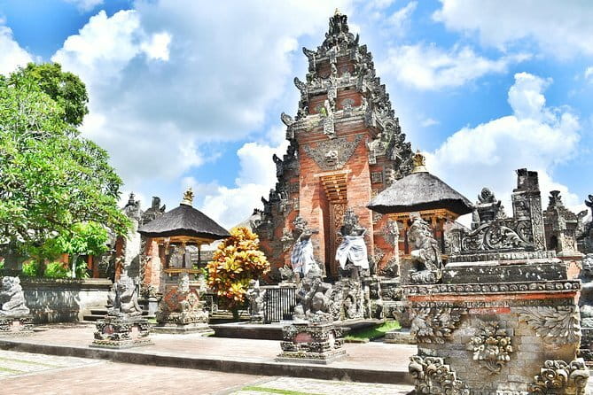 Half Day Bali Shopping Art Village Private Tour - Lunch in Ubud: set-menu Indonesian food with vegetarian option