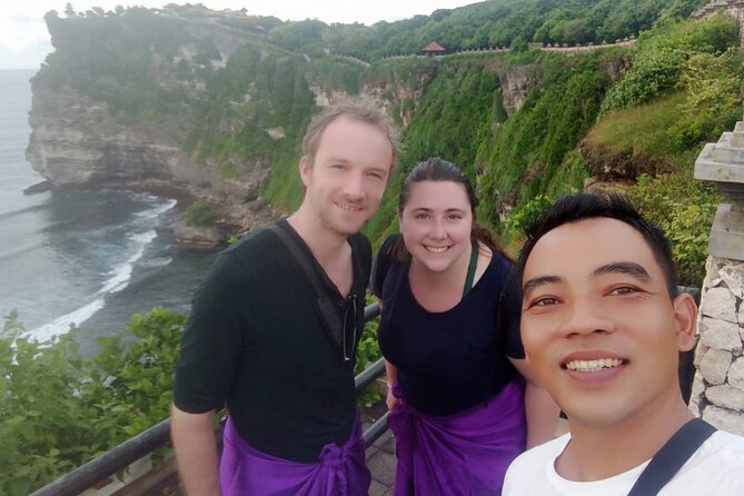 Half Day Uluwatu Temple And Kecak Dance Private Guided Tour - Optional Jimbaran dinner: romantic if you plan it right