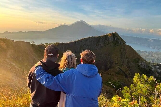 Mount Batur Sunrise Trekking (Group Tour) - Breakfast and warm coffee at the crater rim