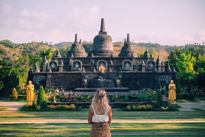 North Bali highlights: Buddhist temple, Waterfall & hot spring - Stop 2: Banjar Hot Springs, where rest is the main activity