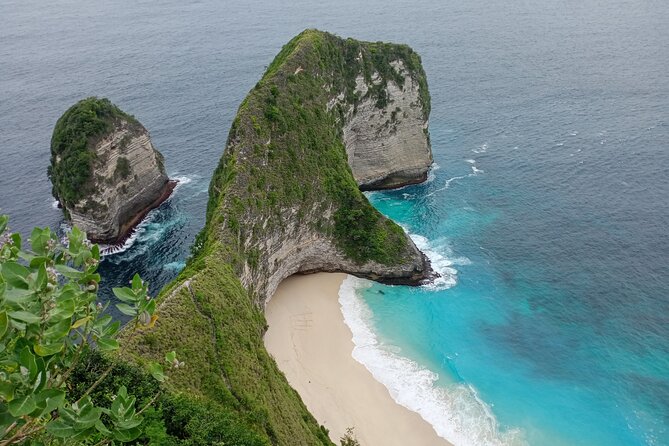 Nusa Penida East And West Full Day Private Guided Tour - Happy Cafe Penida Lunch: Nasi Goreng, Seaweed Flavor, and Options