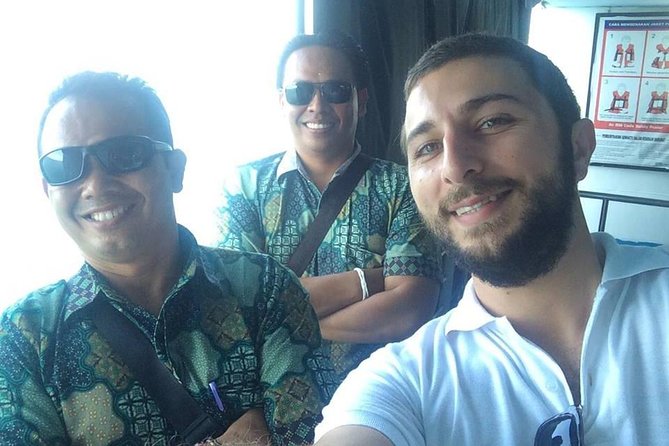 Private Bali Driver & Car Charter – Flexible Full Day Custom Tour - What entrance fees and lunch mean for your budget day