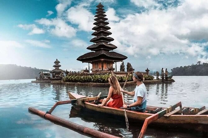 Private Full-Day Lovina Dolphin Watching and Snorkeling Boat Tour - Private boat dolphin watching: what you should expect on the water