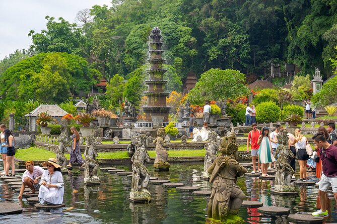 Private Full-Day Tour: The Gate of Heaven and East Bali Trip - Lunch, Vegetarian Option, and the Day’s Pacing