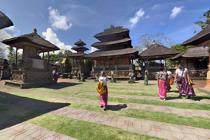 Private Half-Day Tour : Ubud Waterfall Tour Packages - Ubud Palace (Puri Saren Agung): royal era context without a long detour
