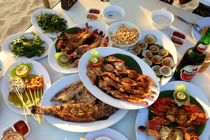 Private Half-Day Tour: Uluwatu Sunset Trip and Dinner Packages - Uluwatu Temple on a cliff, plus the monkey factor