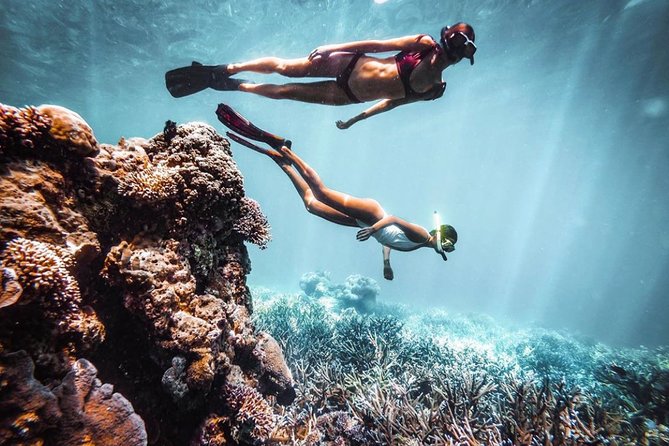 Snorkeling At Blue lagoon And Hidden waterfall - The extra stops: silver jewelry and wood statue art