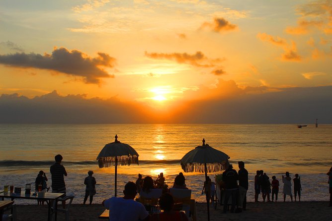 Tanah Lot and Uluwatu Temple - Stunning Ocean View with Sunset - Seminyak Pickup to Air-Conditioned Comfort: How Logistics Stay Simple