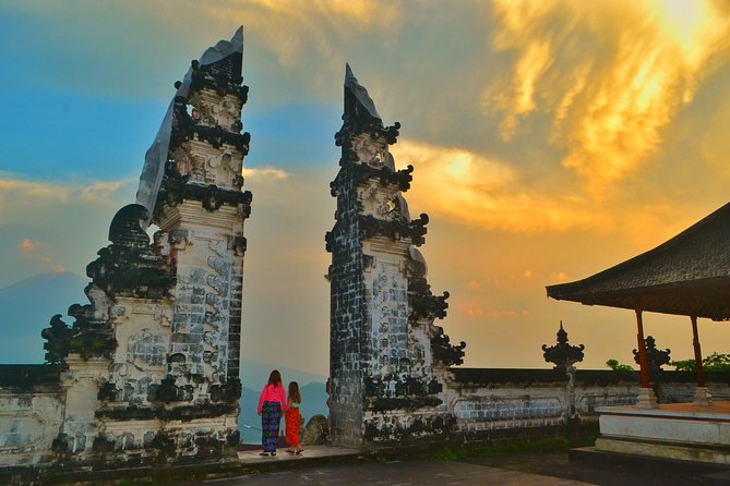 The Gates of Heaven Lempuyang Tours All Inclusive - 4:00 am starts, private pickup, and the real reason you book early
