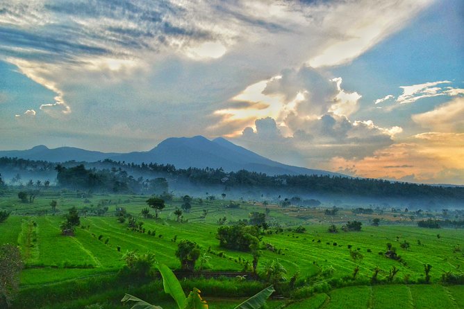 The Gates of Heaven Lempuyang Tours All Inclusive - Celuk Village in 30 minutes, swing time, and a local coffee break