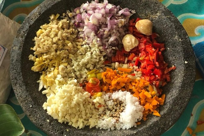 Traditional Tempeh Making & Cooking Balinese Cuisine - Sayur Urab and the dishes you actually eat