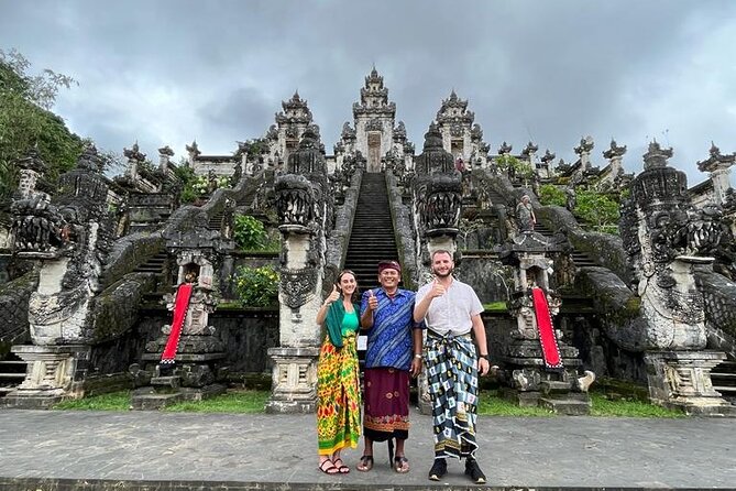 Tukad Cepung Besakih Lempuyang Temple Best of East Bali Tour - Lempuyang Temple and the Gate of Heaven, how to handle the wait and the steps