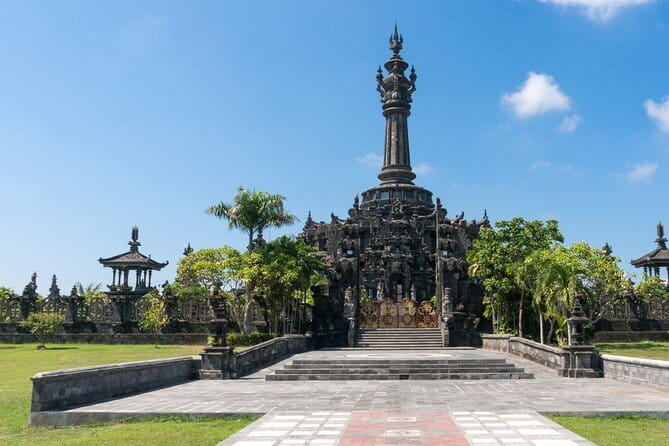 Ubud Full-Day Private Tour: Waterfall, Temple, Rice Terrace. - Sacred Monkey Forest Sanctuary: see the forest, not just the monkeys