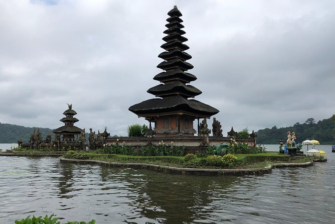 Ulun Danu Bratan Temple with Tanah Lot Sunset - Taman Ayun Temple: Mengwi’s royal family temple and its moat feel
