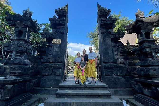 Uluwatu Surrounding: GWK- Padang Beach- Uluwatu Temple - The hidden value: a driver who handles the small stuff