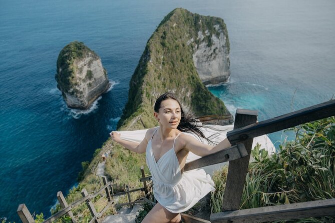 VIP Private Boat to Nusa Penida: Snorkeling with Mantas + Land Tour Adventure - Crystal Bay swim stop, palm trees, and calmer timing