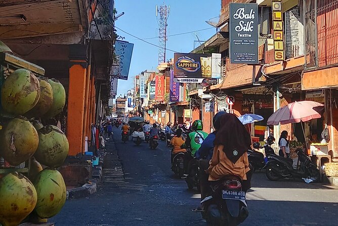 Well-Guided Local Textile Tour of Denpasar - Getting oriented with Ayu and Ngurah, then meeting Pak Rayyis
