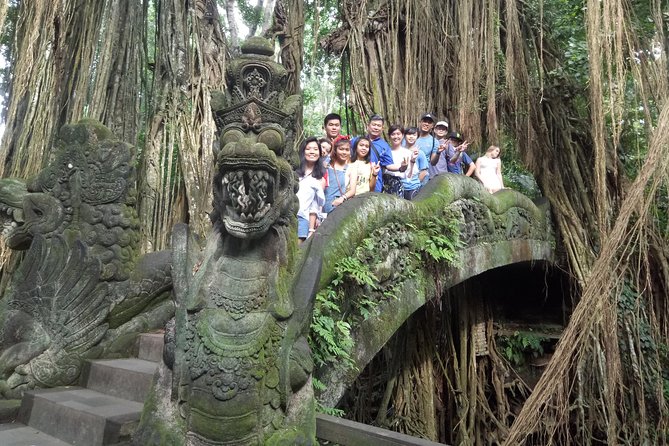 Wonderful Bali In 3 Days Private Tour - Day 3 South Bali: Melasti, Padang Padang, Uluwatu, sunset Kecak, then Jimbaran dinner