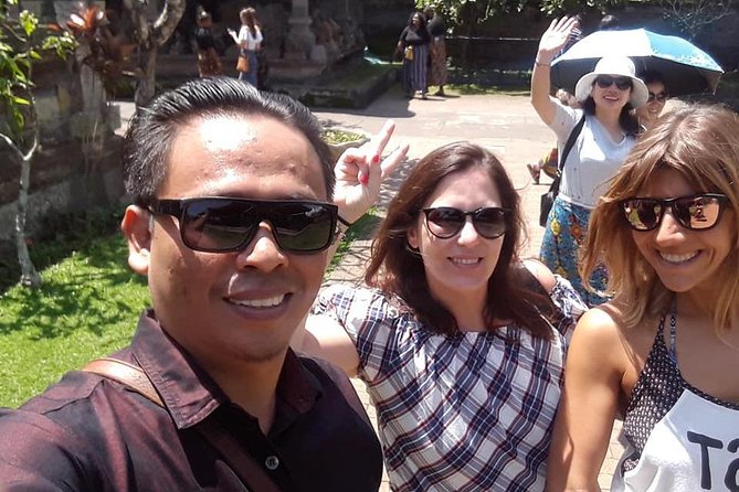 Your Bali Private Driver with Car – Full Day Flexible Tour - How drivers act as guide and photographer, not just a taxi